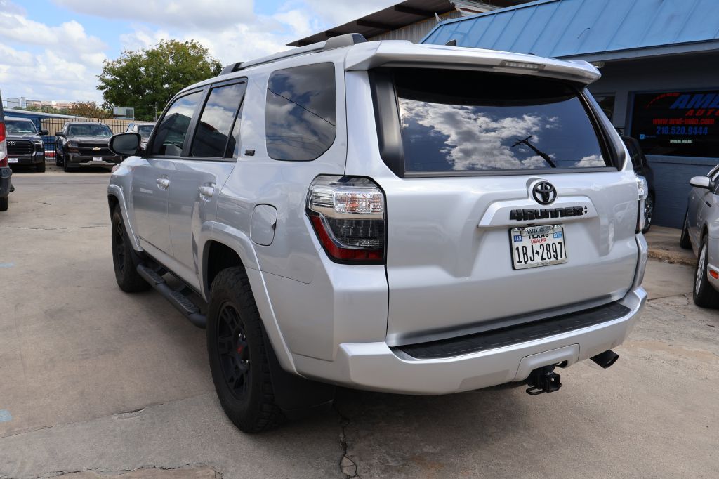 Photo 5 of this TOYOTA 4RUNNER