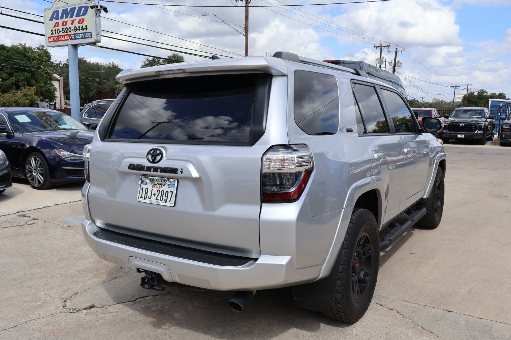 Photo 7 of this TOYOTA 4RUNNER