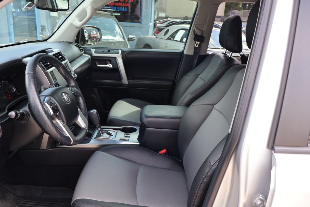 Photo 16 of this TOYOTA 4RUNNER