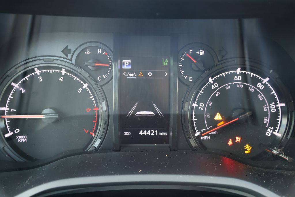 Photo 23 of this TOYOTA 4RUNNER