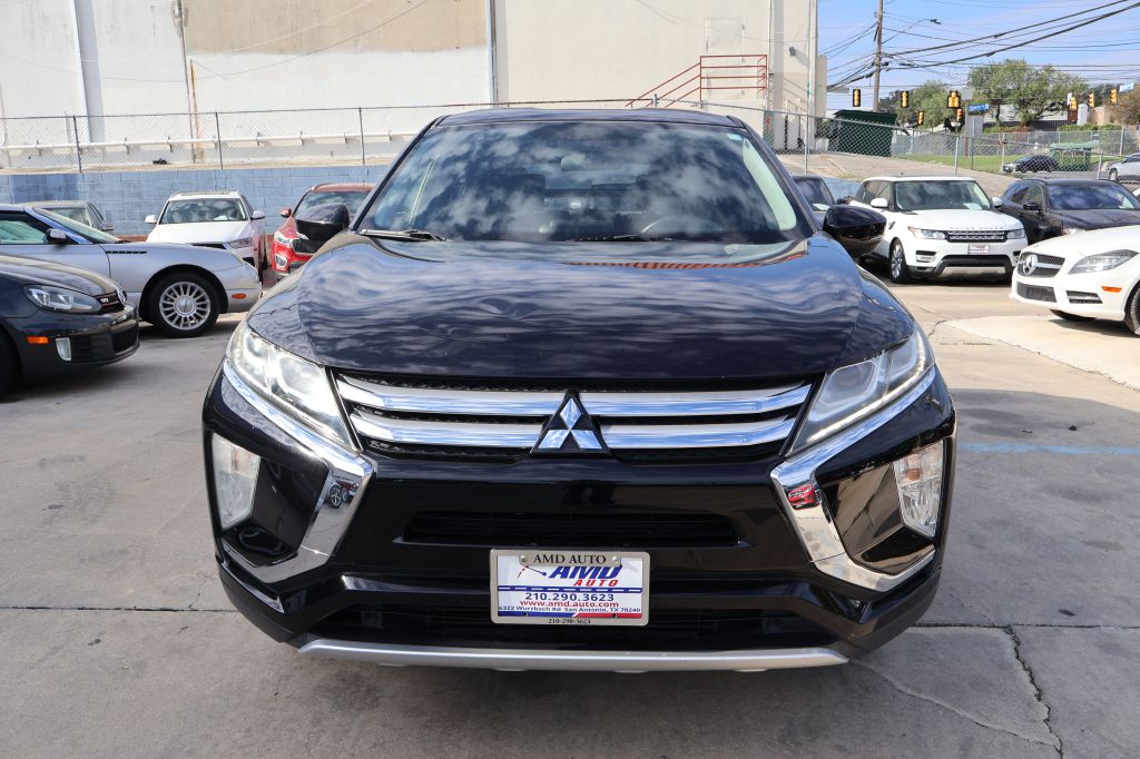Photo 2 of this MITSUBISHI ECLIPSE CROSS