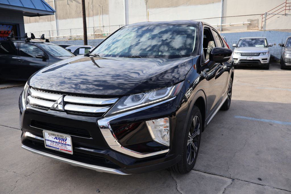 Photo 3 of this MITSUBISHI ECLIPSE CROSS