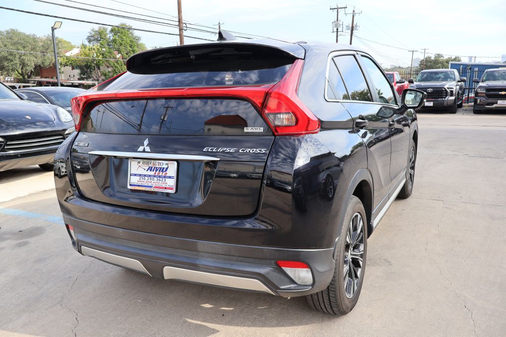 Photo 7 of this MITSUBISHI ECLIPSE CROSS