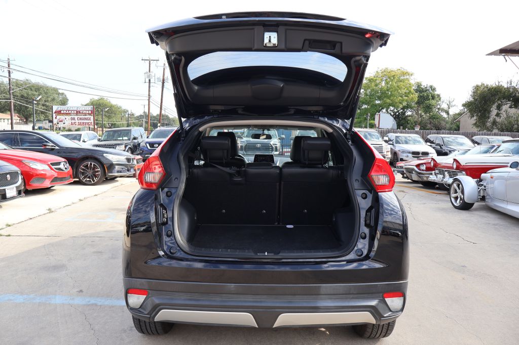 Photo 20 of this MITSUBISHI ECLIPSE CROSS
