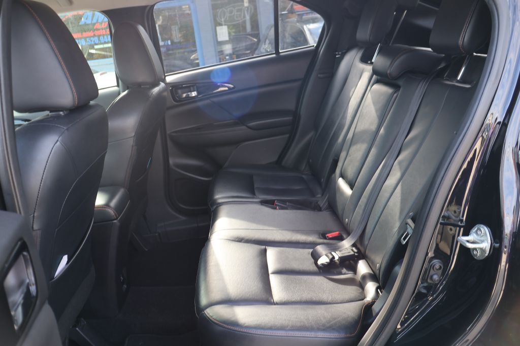 Photo 26 of this MITSUBISHI ECLIPSE CROSS