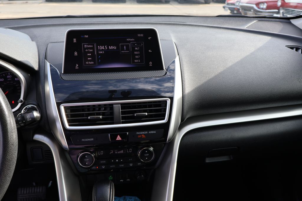 Photo 34 of this MITSUBISHI ECLIPSE CROSS