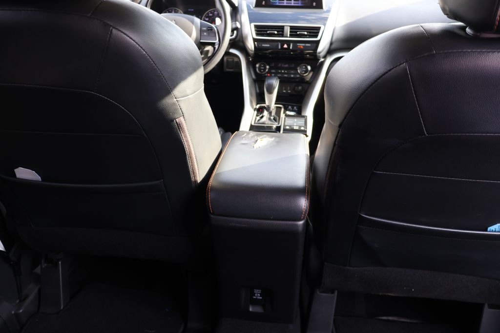 Photo 44 of this MITSUBISHI ECLIPSE CROSS