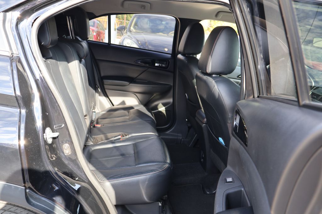 Photo 45 of this MITSUBISHI ECLIPSE CROSS
