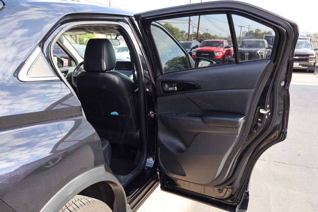 Photo 46 of this MITSUBISHI ECLIPSE CROSS