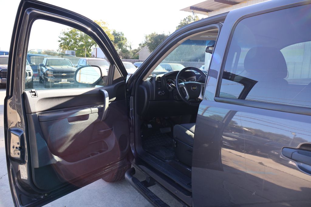 Photo 17 of this CHEVROLET SILVERADO 1500