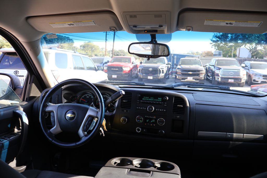Photo 31 of this CHEVROLET SILVERADO 1500