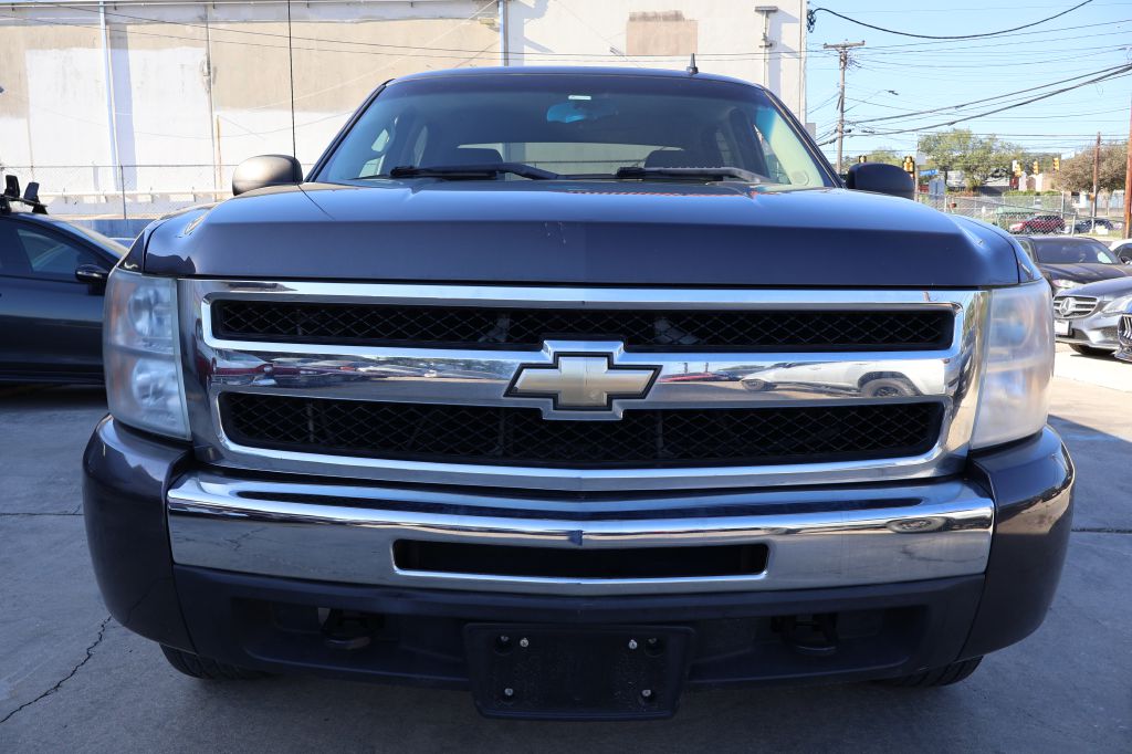 Photo 37 of this CHEVROLET SILVERADO 1500