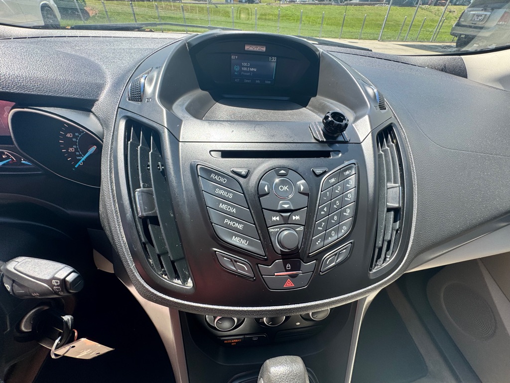 Photo 12 of this FORD ESCAPE