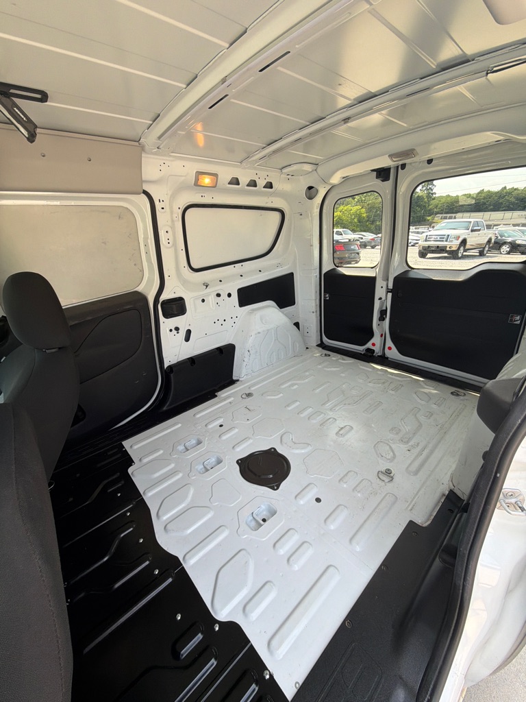 Photo 12 of this RAM PROMASTER CITY