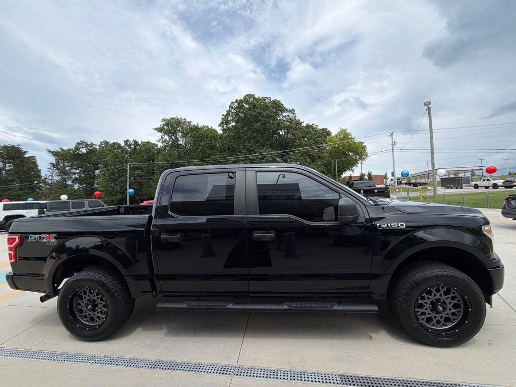 View vehicle photo 6