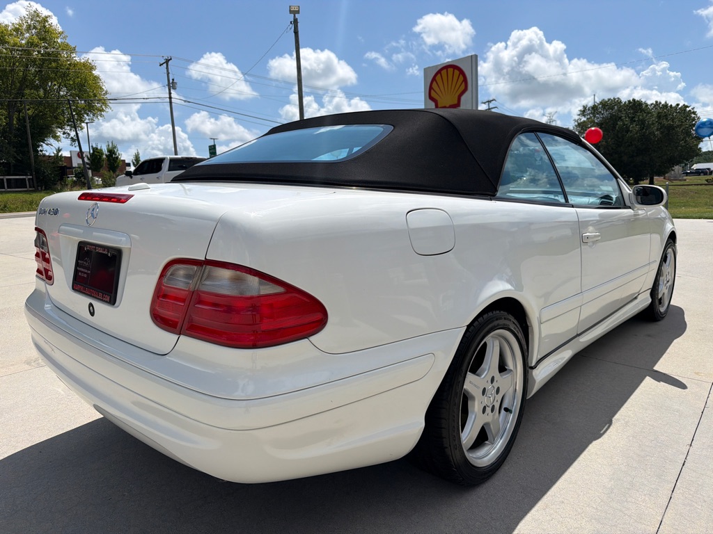 Photo 6 of this MERCEDES-BENZ CLK