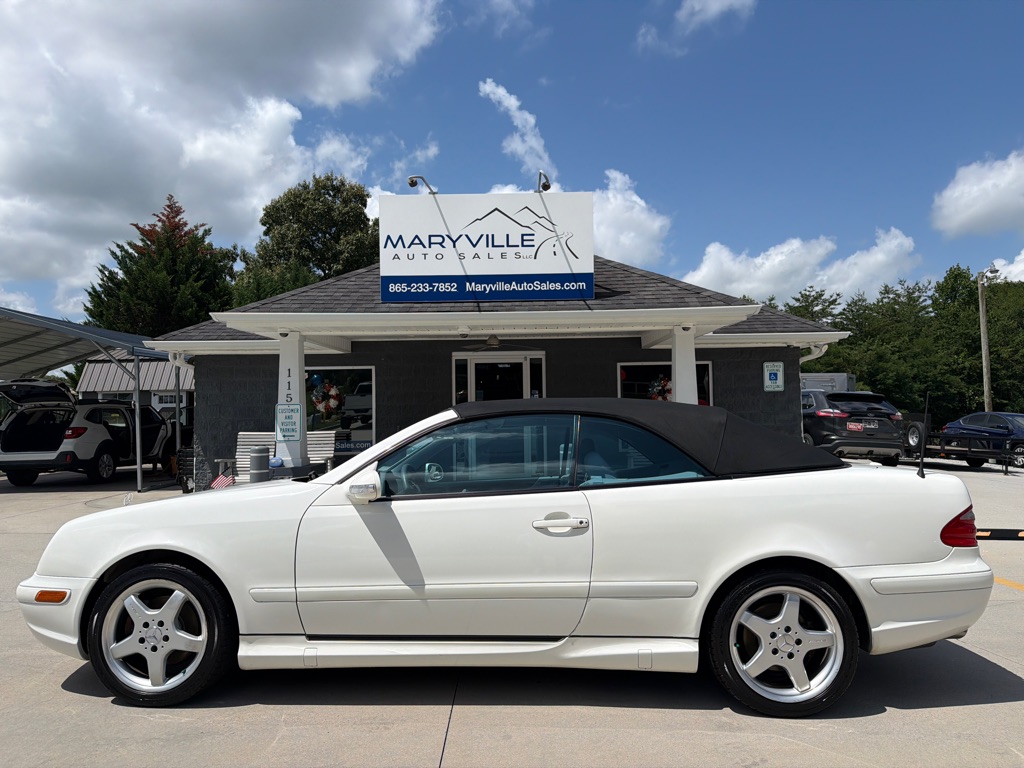 Photo 3 of this MERCEDES-BENZ CLK
