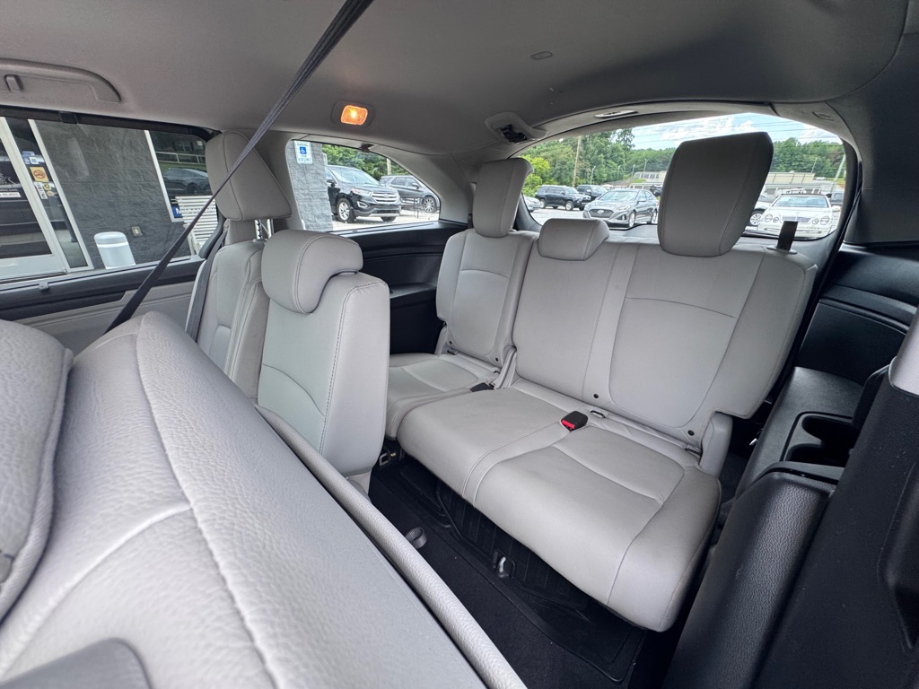 Photo 14 of this HONDA ODYSSEY