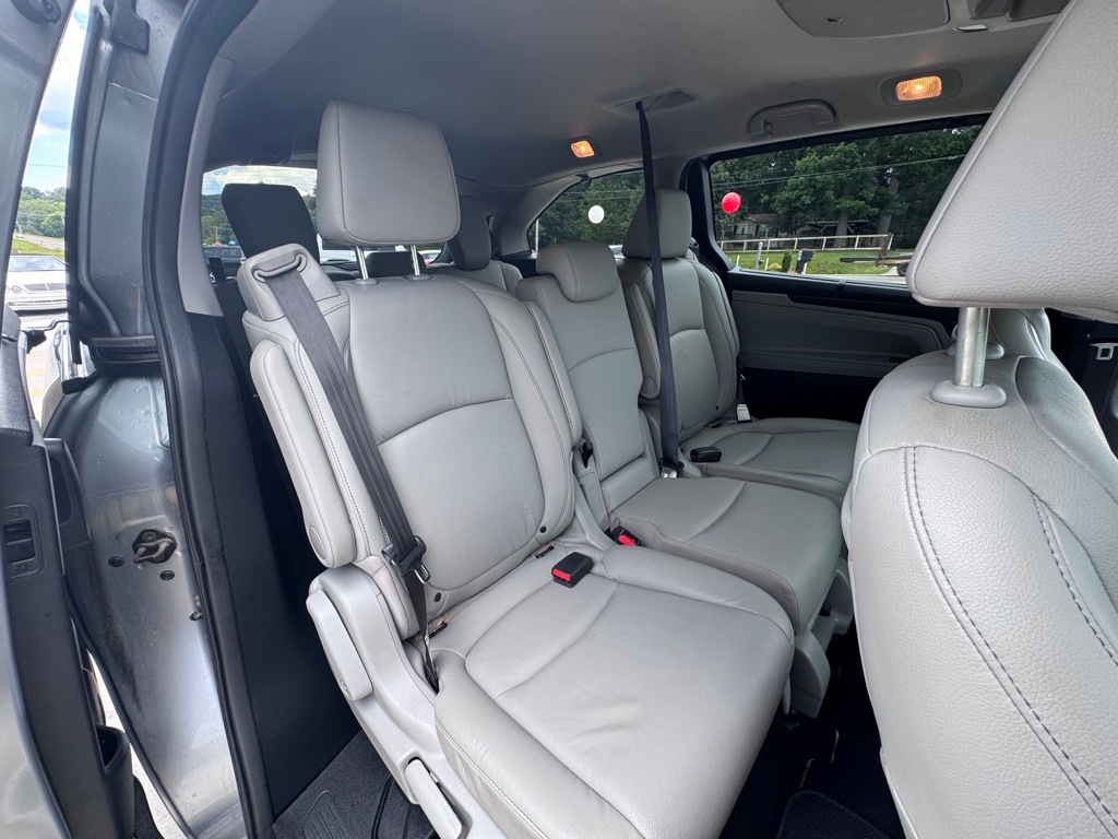 Photo 16 of this HONDA ODYSSEY