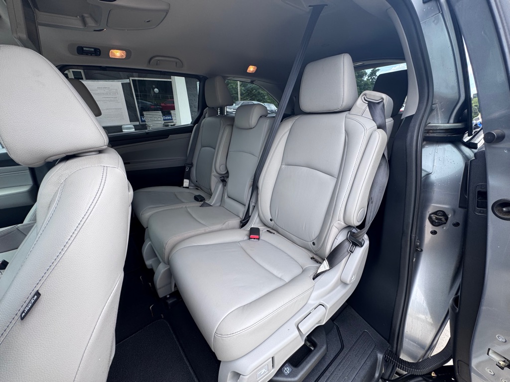 Photo 13 of this HONDA ODYSSEY