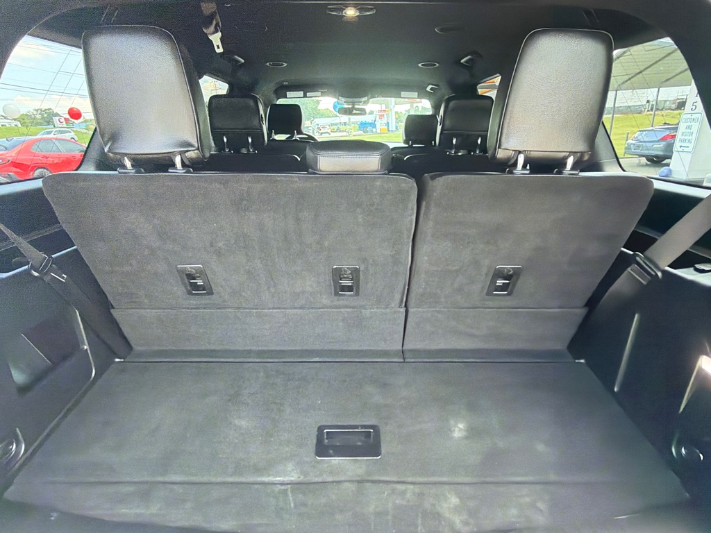Photo 14 of this FORD EXPEDITION