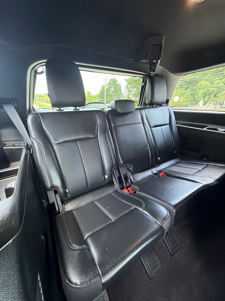 Photo 15 of this FORD EXPEDITION