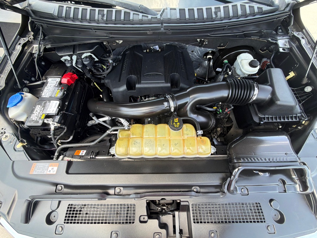 Photo 21 of this FORD EXPEDITION