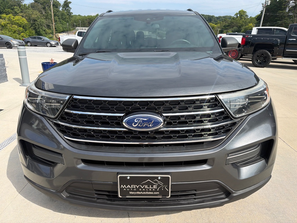 Photo 8 of this FORD EXPLORER