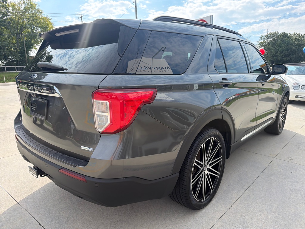 Photo 5 of this FORD EXPLORER