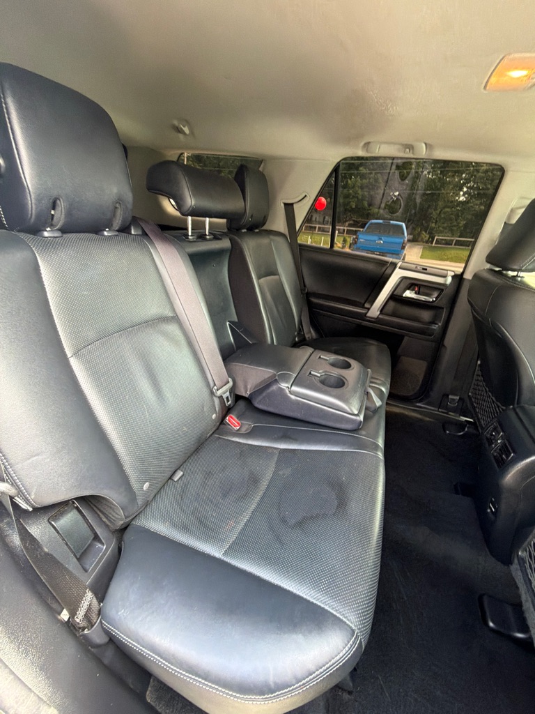 Photo 15 of this TOYOTA 4RUNNER LIMITED