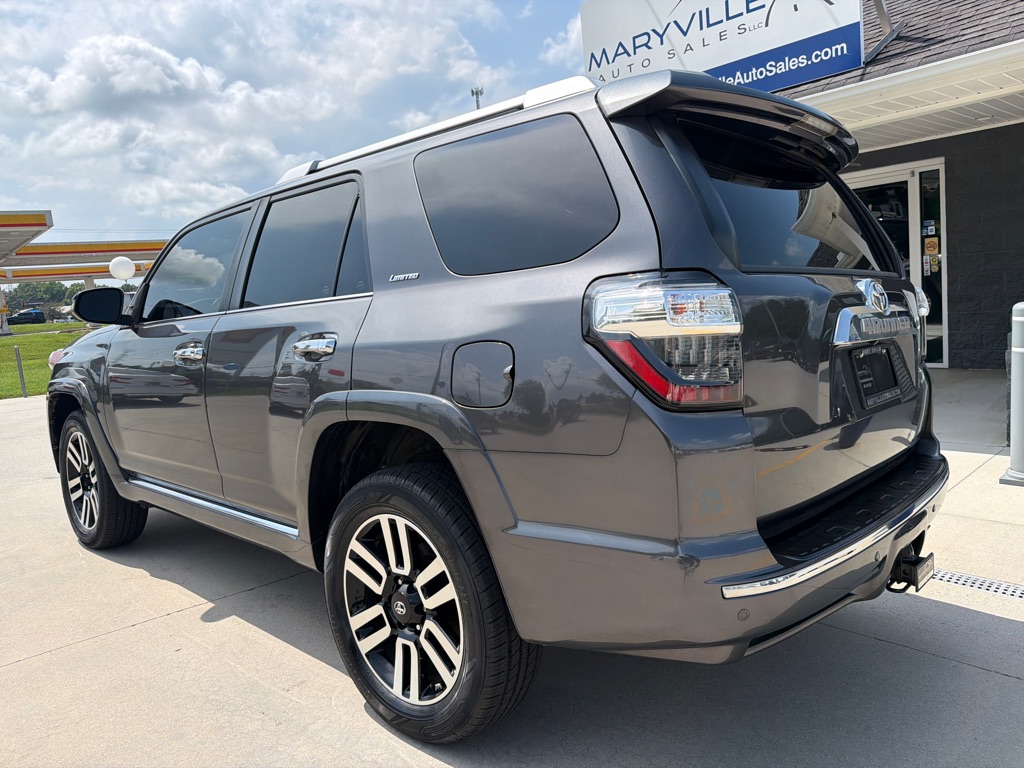 Photo 3 of this TOYOTA 4RUNNER LIMITED