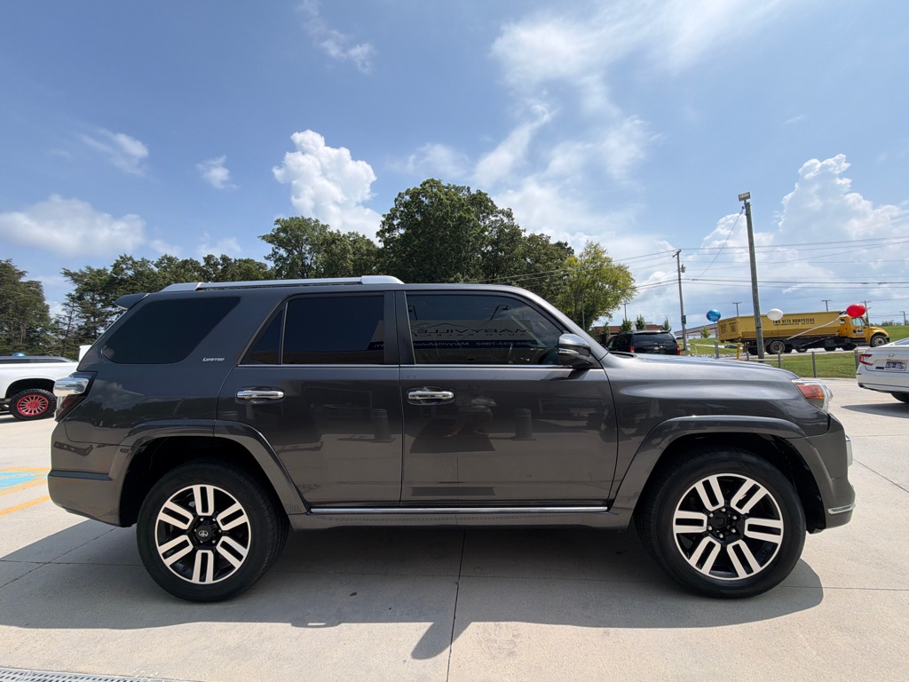 Photo 6 of this TOYOTA 4RUNNER LIMITED