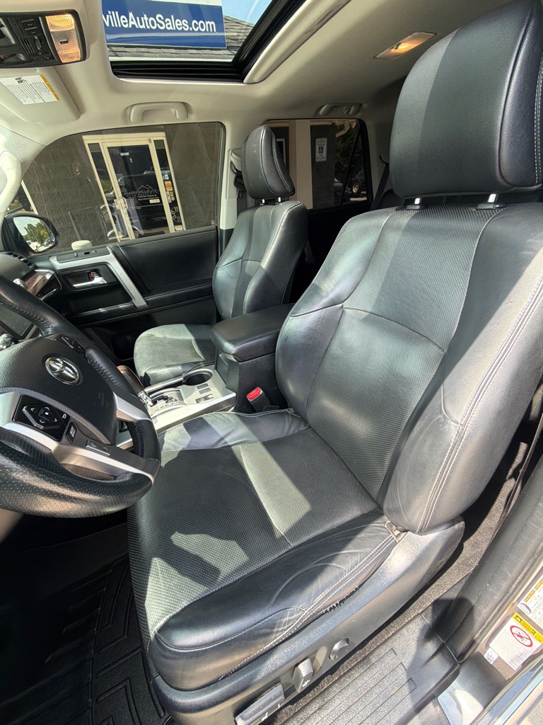 Photo 9 of this TOYOTA 4RUNNER LIMITED