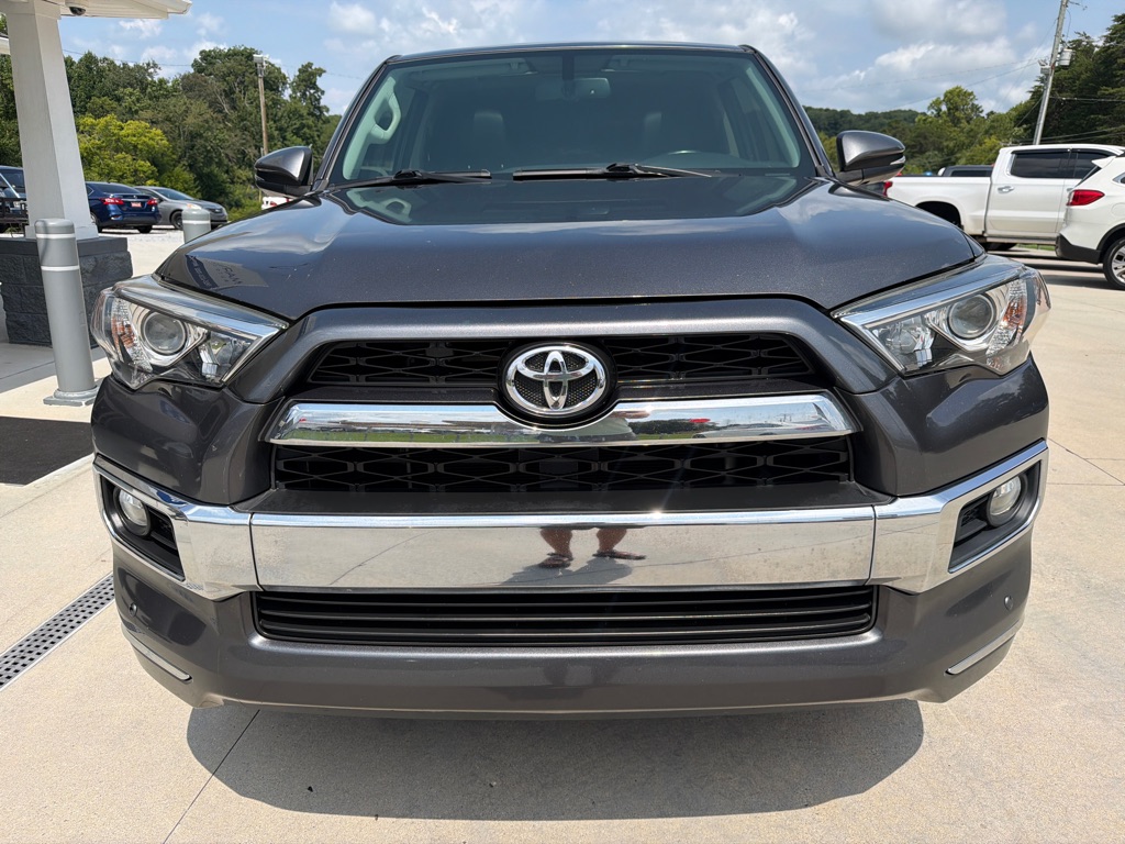 Photo 8 of this TOYOTA 4RUNNER LIMITED