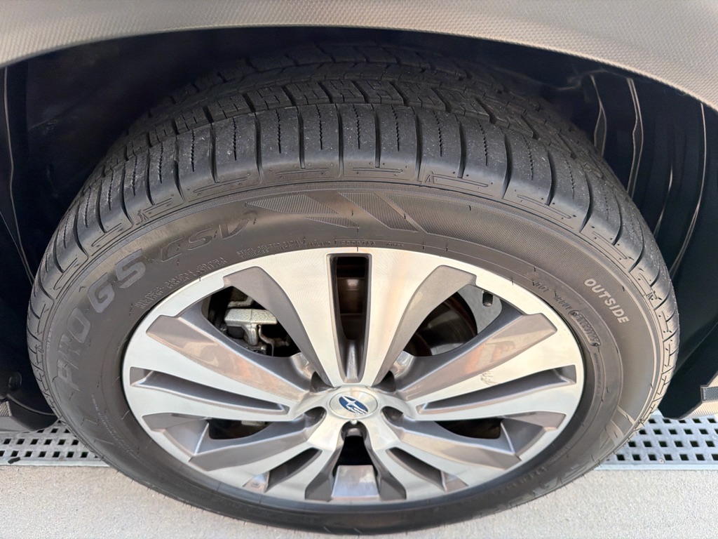 Photo 20 of this SUBARU ASCENT