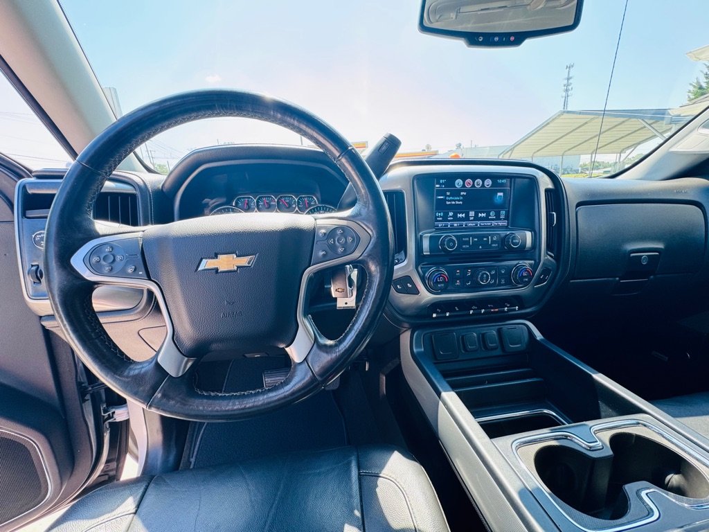 Photo 10 of this CHEVROLET SILVERADO 1500
