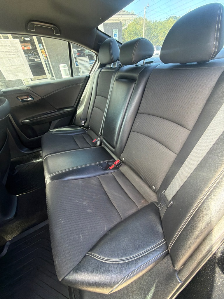 Photo 13 of this HONDA ACCORD