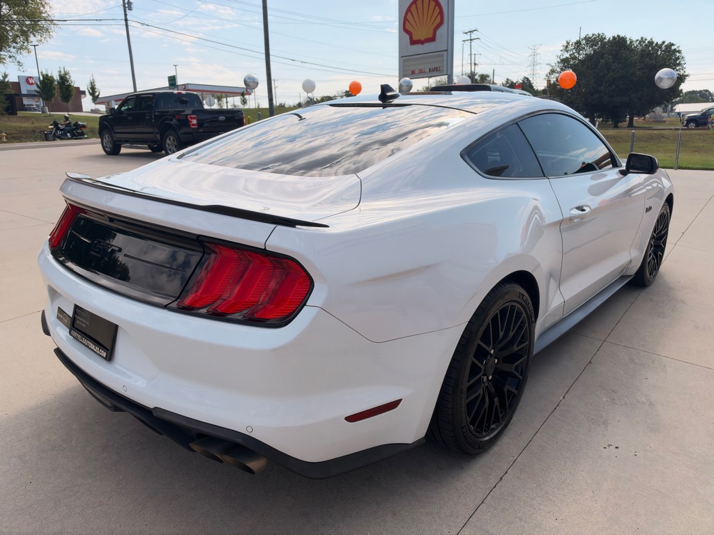 Photo 5 of this FORD MUSTANG