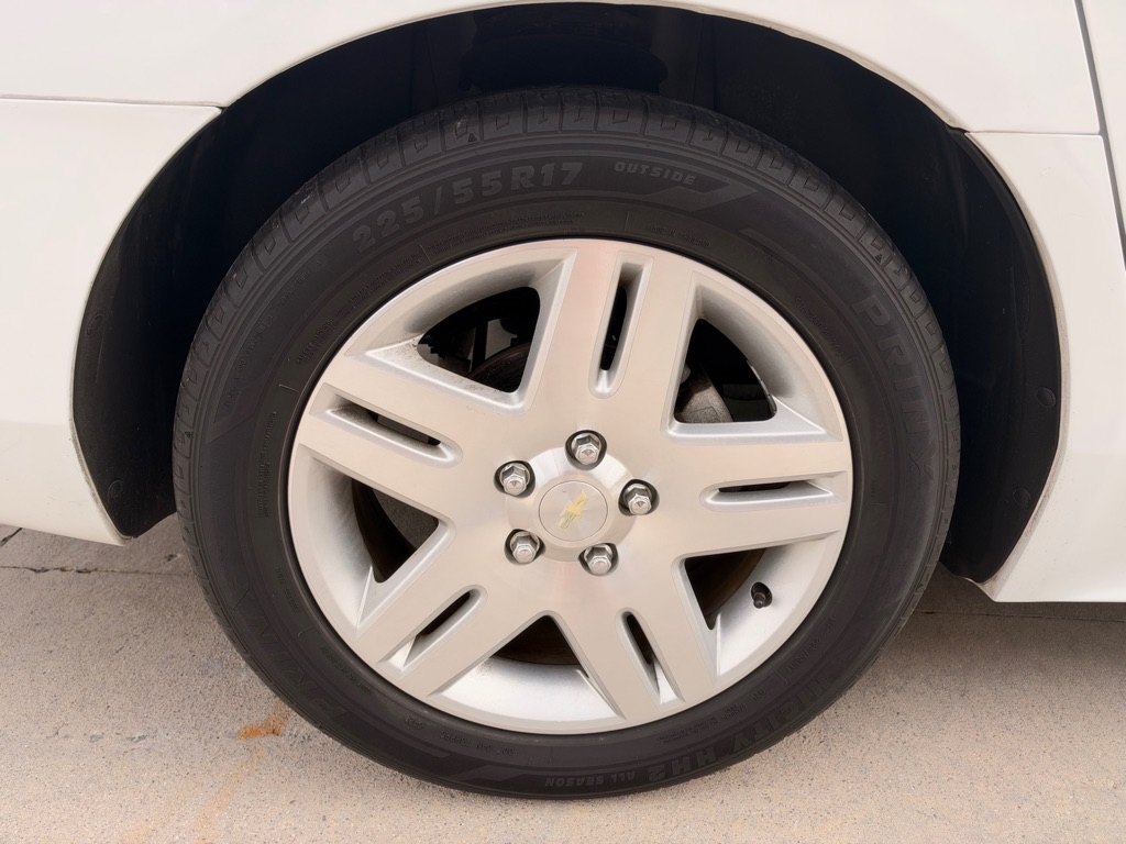 Photo 18 of this CHEVROLET IMPALA LIMITED