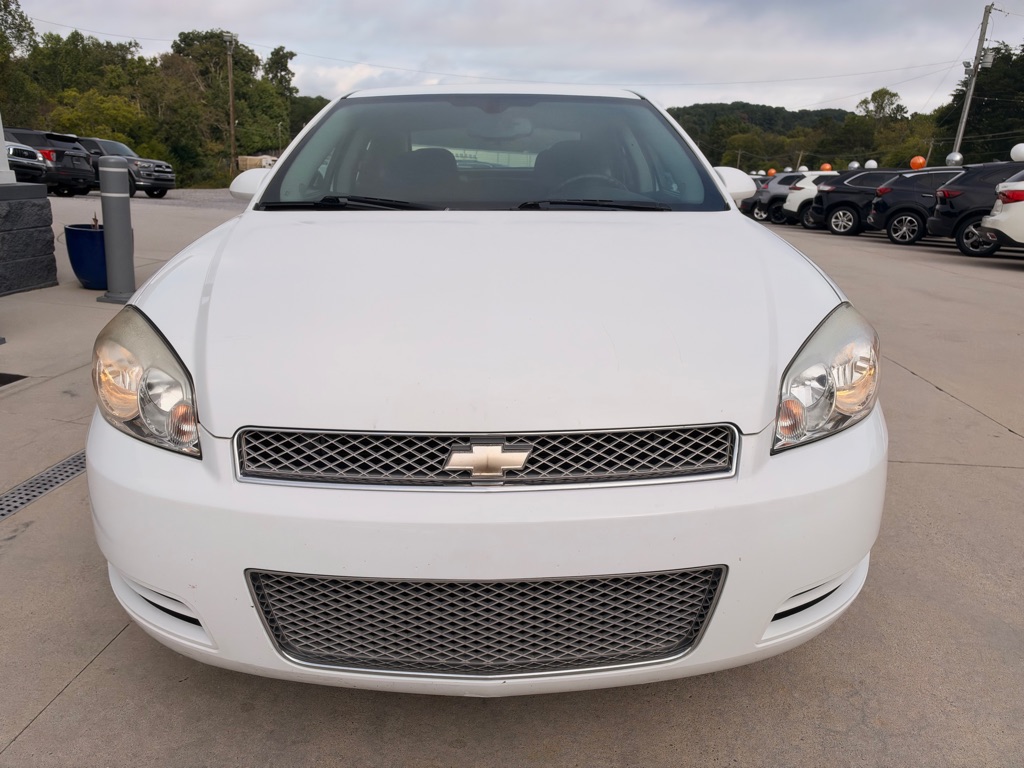 Photo 8 of this CHEVROLET IMPALA LIMITED
