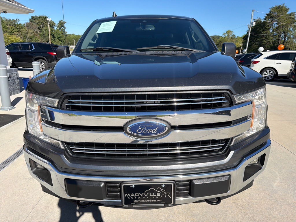Photo 8 of this FORD F150 LARIAT