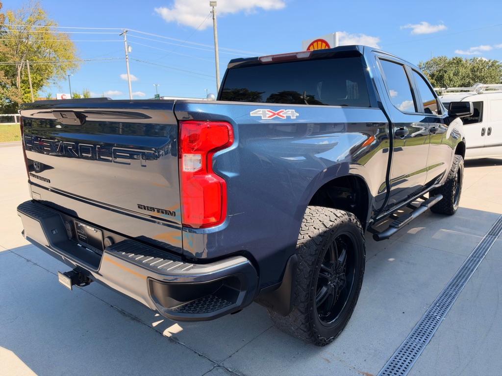 Photo 4 of this CHEVROLET SILVERADO 1500