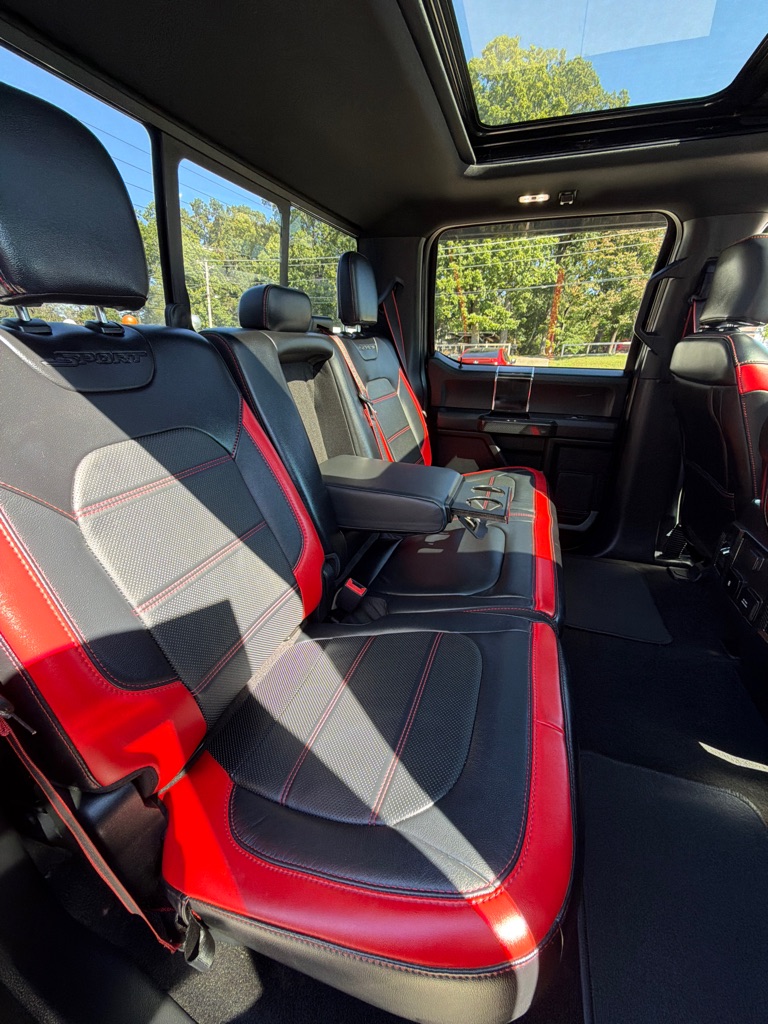 Photo 15 of this FORD F150 SPORT