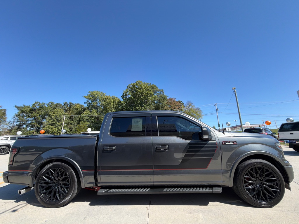 Photo 6 of this FORD F150 SPORT
