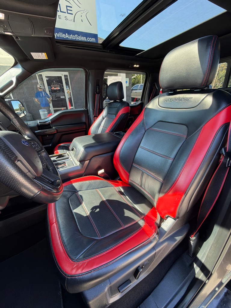 Photo 9 of this FORD F150 SPORT