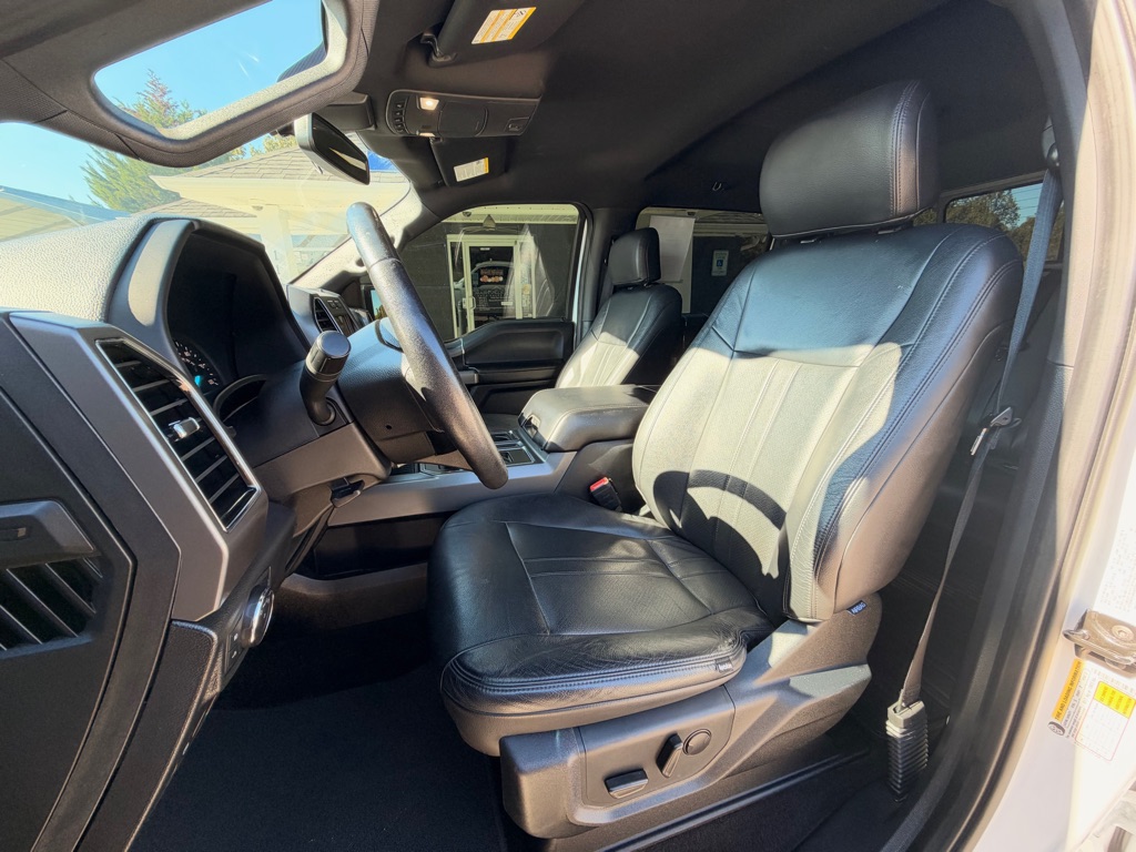 Photo 10 of this FORD F150