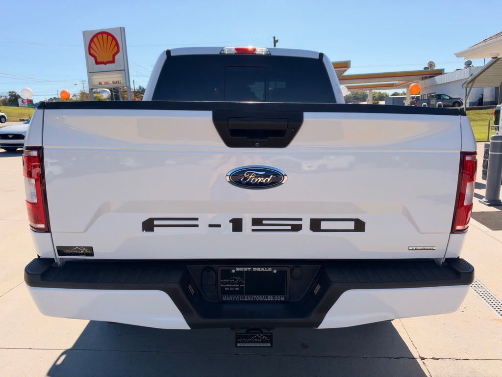 Photo 4 of this FORD F150