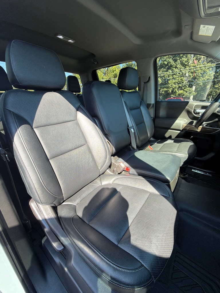 Photo 16 of this CHEVROLET SILVERADO 1500