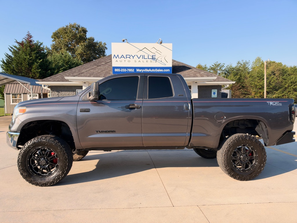 Photo 2 of this TOYOTA TUNDRA