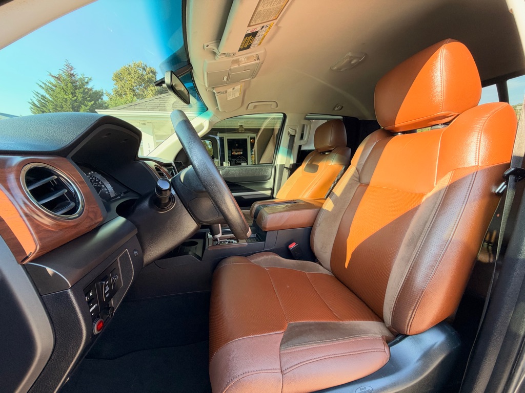 Photo 9 of this TOYOTA TUNDRA